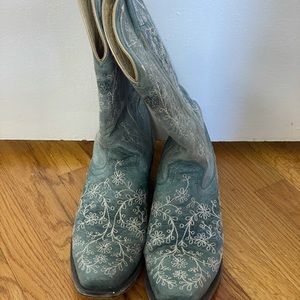 ariat fleur western boot